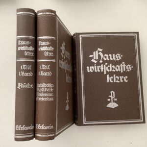 Hauswirtschaft -   Erlewein, Eugenie: -  Hauswirtschaftslehre der Neuzeit.