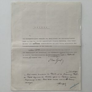 Autograph -   Graf, Oscar. Painter and etcher. (1873-1957). -  3 typewritten contracts, signed and 1 autograph postcard, signed. Munich, 1902, 1904 and 1908.
